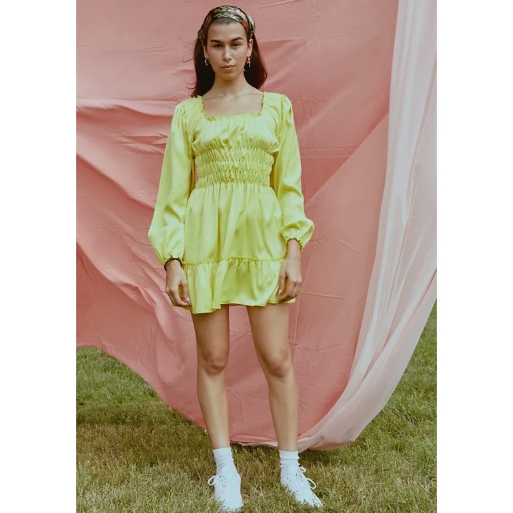 ‼️ SOLD ‼️ Lisa Says Gah Agatha Smocked Mini Dress Small BNWT
